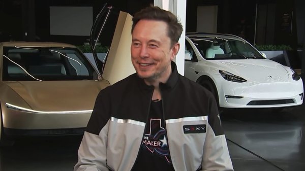 华楚新起点 关注旗下公司 马斯克称其恢复全天候工作状态